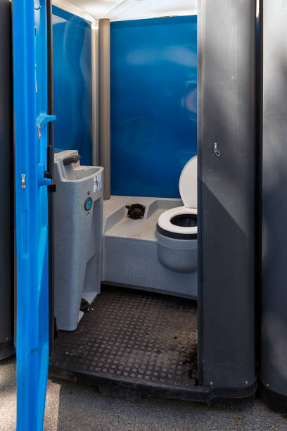 Best Portable toilet rental cost  in Benavides, TX