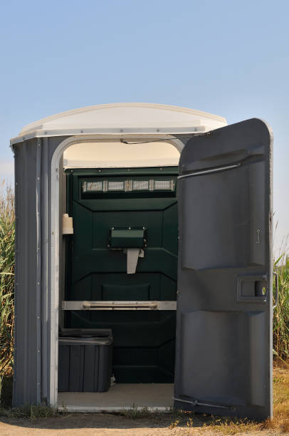 Best Wedding porta potty rental  in Benavides, TX